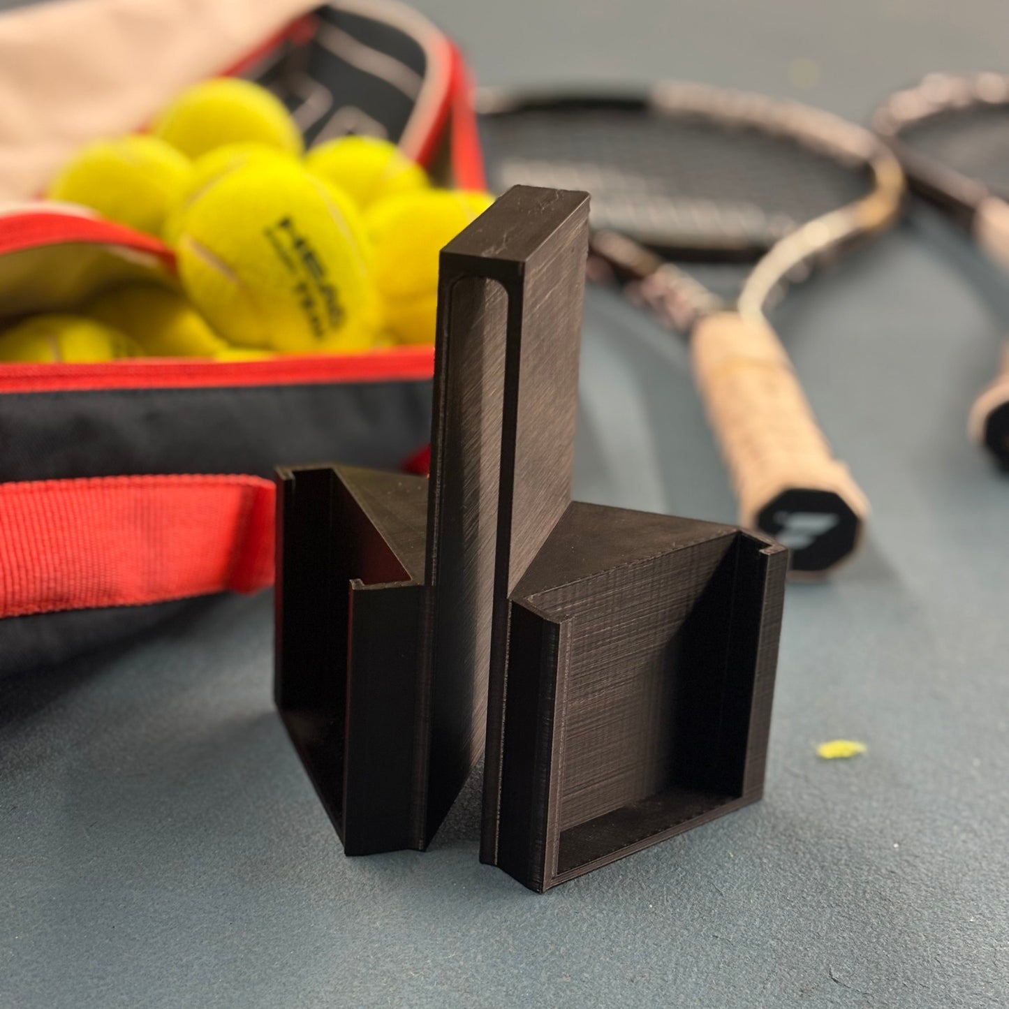 Tennis Net Phone Holder Portable & Space-Saving Smartphone Mount for Recording Matches